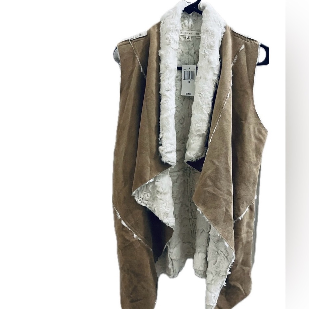 Fashion On Earth Tan Faux Shearling Vest NWT’S